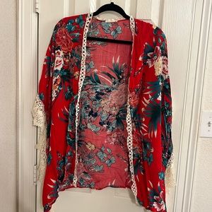 Altar’d State Floral Kimono